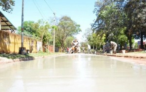 Con recursos propios, Virasoro comenzó pavimentación de calles