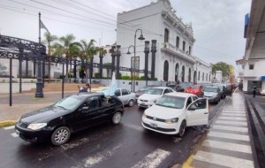 Remiseros se movilizaron en contra de la inclusión de Uber en Corrientes