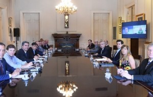 Alberto y 11 gobernadores formalizaron el pedido de Juicio Político a la Corte