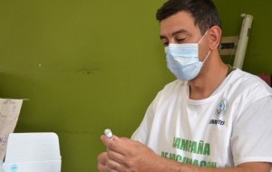 Comenzaron a aplicar las dosis de refuerzo de Covid-19 a niños y adolescentes