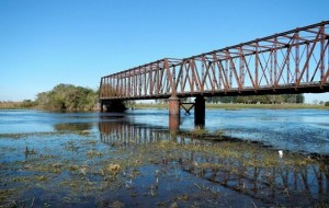 Sequía: se puede pasar caminando el Río Santa Lucía