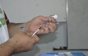 Se sigue vacunando contra el Covid-19 y la Gripe