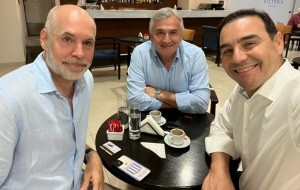 Valdés recibió los principales dirigentes opositores y deshoja su margarita