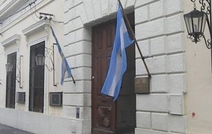 Funcionaria provincial propone el cierre de carreras terciarias