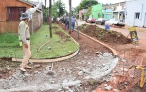 Nuevo frente de obras de veredas avanza en distintos puntos de Virasoro