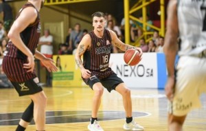 Gran triunfo de San Martín ante uno de los punteros