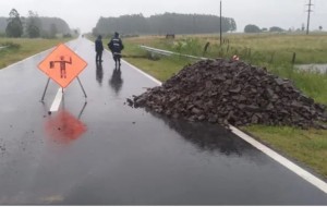 El agua provocó nuevo socavamiento en Ruta 12