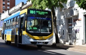 El 110 y 101 no acataron el paro, y circulan normalmente