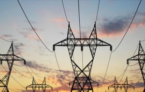 La Dpec anunció aumentos en la luz de hasta el 200%