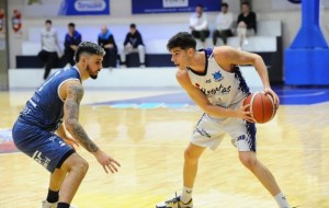 Segundo triunfo consecutivo de Regatas como visitante