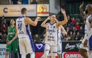 Regatas se impuso en el primer punto de la serie