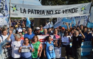 En Corrientes también hubo manifestaciones contra la Ley Bases