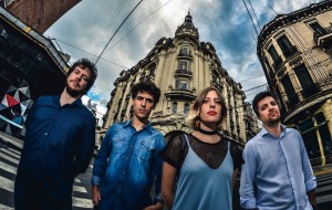 “Música para Volar” presenta Charly Unplugged en Corrientes