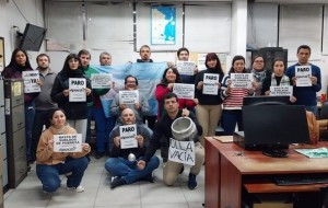 Trabajadores del Época retomaron tareas en "alerta y movilización"