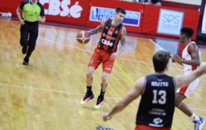 San Martín sumó una victoria más en su casa