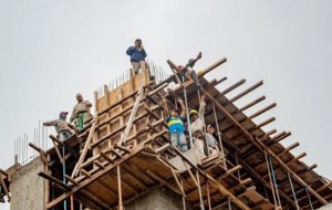 Milei acelera su “verdadera” reforma laboral: entre la presión empresarial y el retroceso en derechos