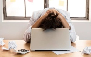 Por la crisis, 1.600.000 personas necesitan más de un empleo para llegar a fin de mes