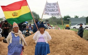 Campesinos y sindicatos piden la renuncia del presidente boliviano
